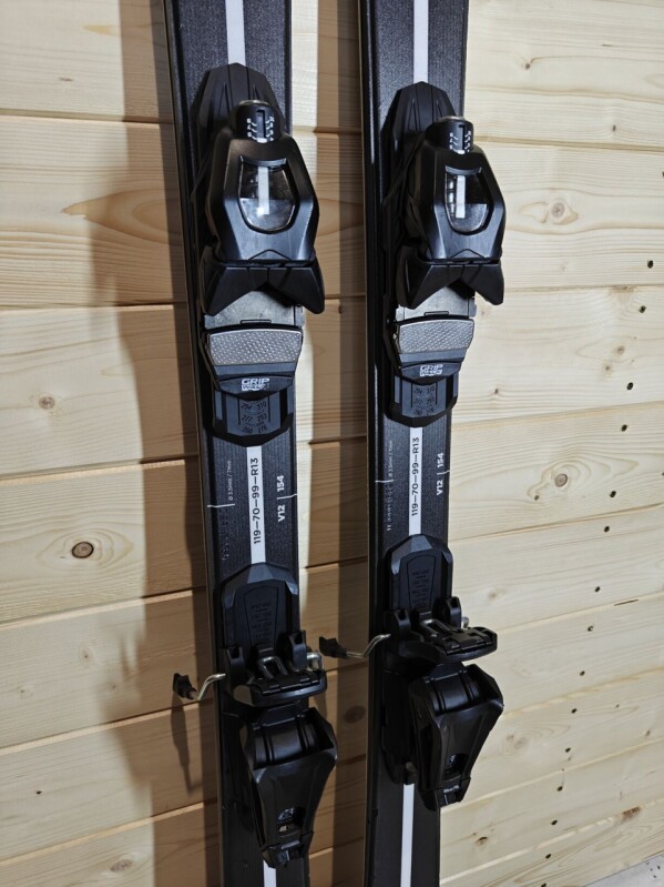 LYŽE XO SWISS SKI V12 L BLACK 154CM